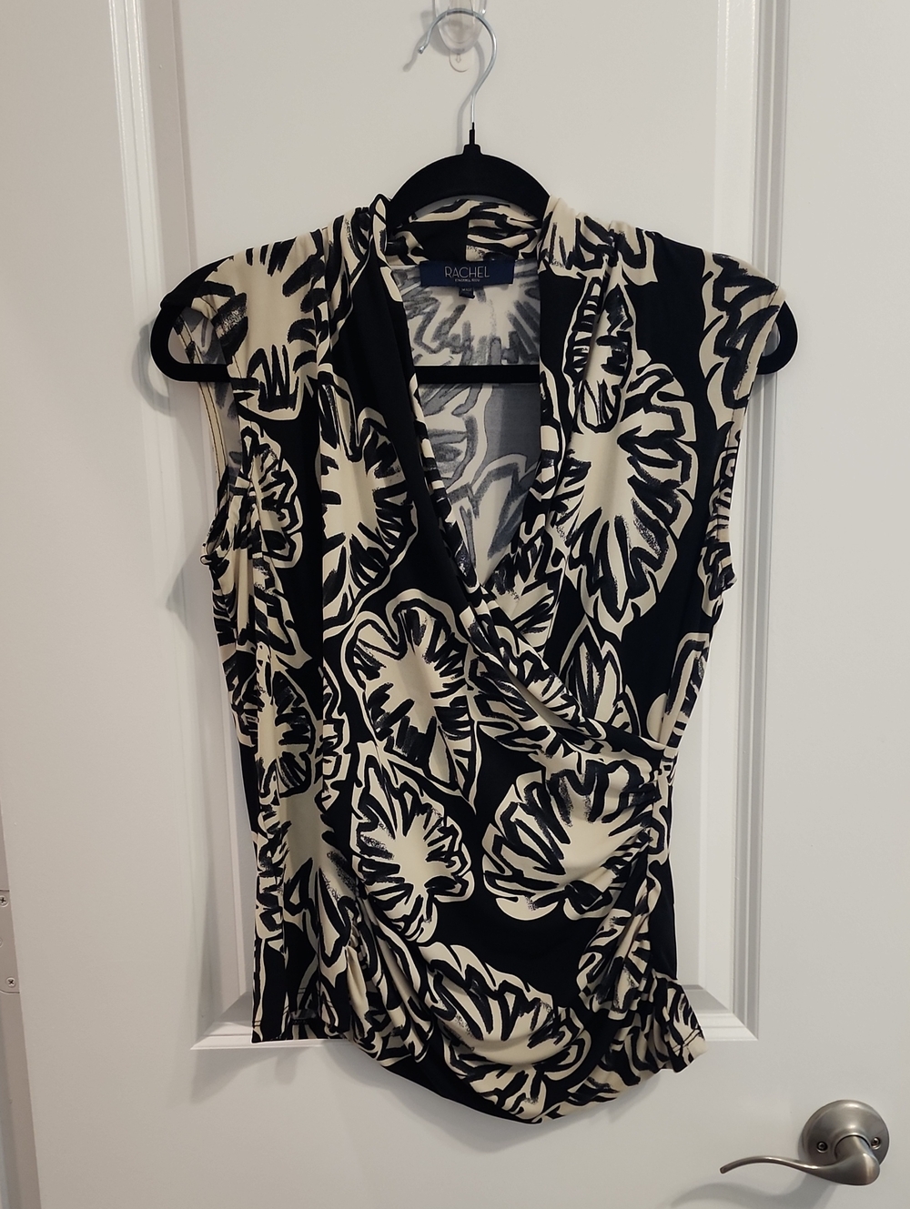 Rachel Black and Cream Floral-Print Sleeveless Faux Wrap Surplice Top Medium